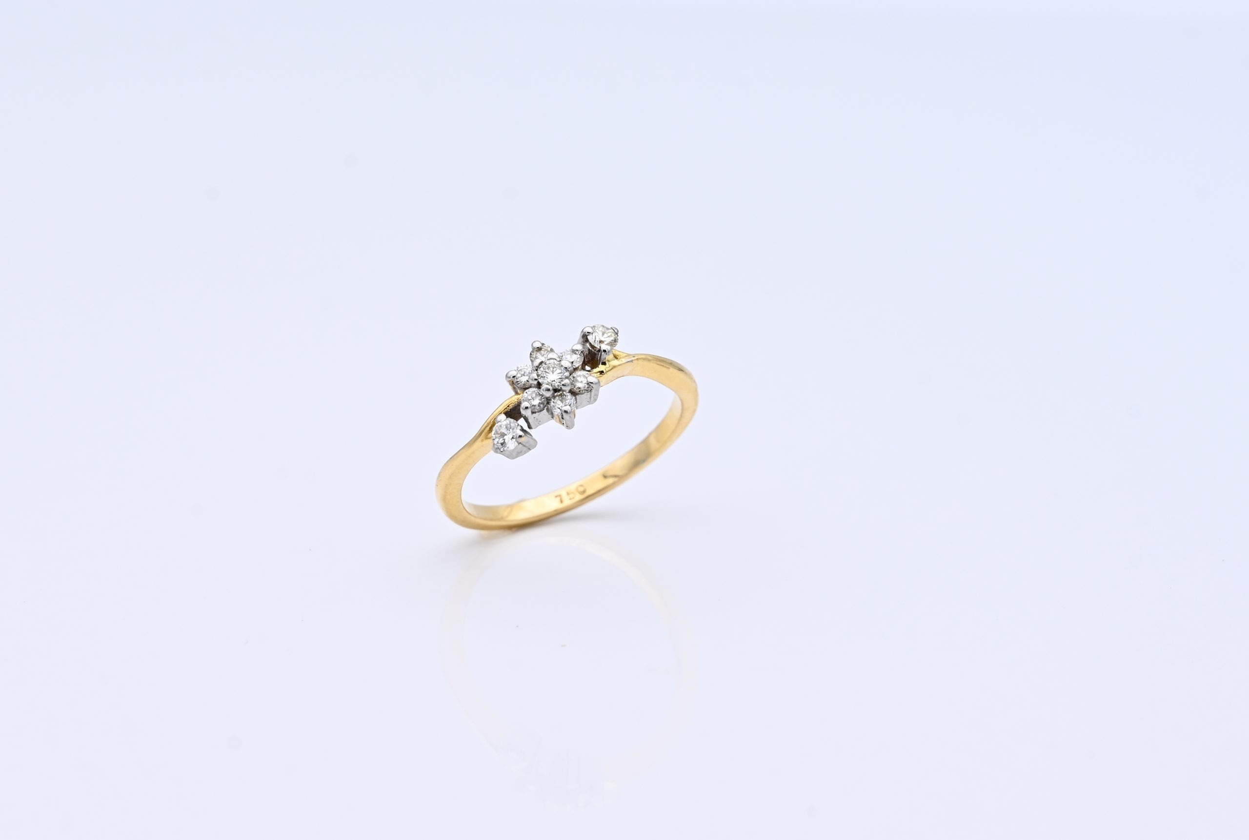 Bewitching Diamond Ring