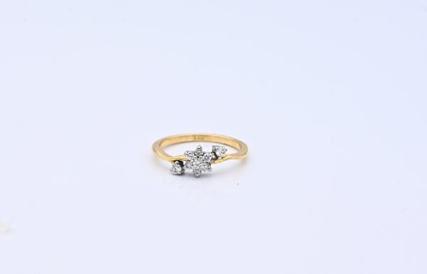 Bewitching Diamond Ring1