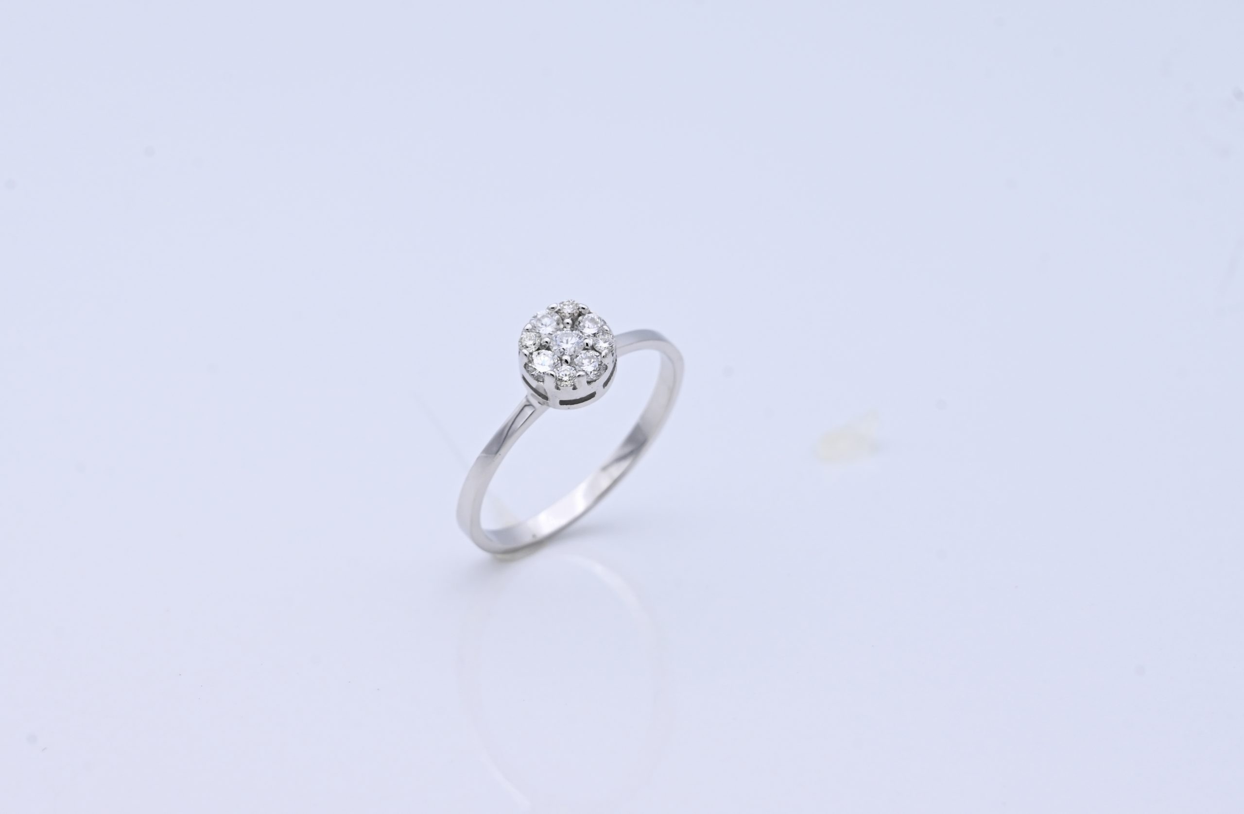 Dazzling Diamond Ring