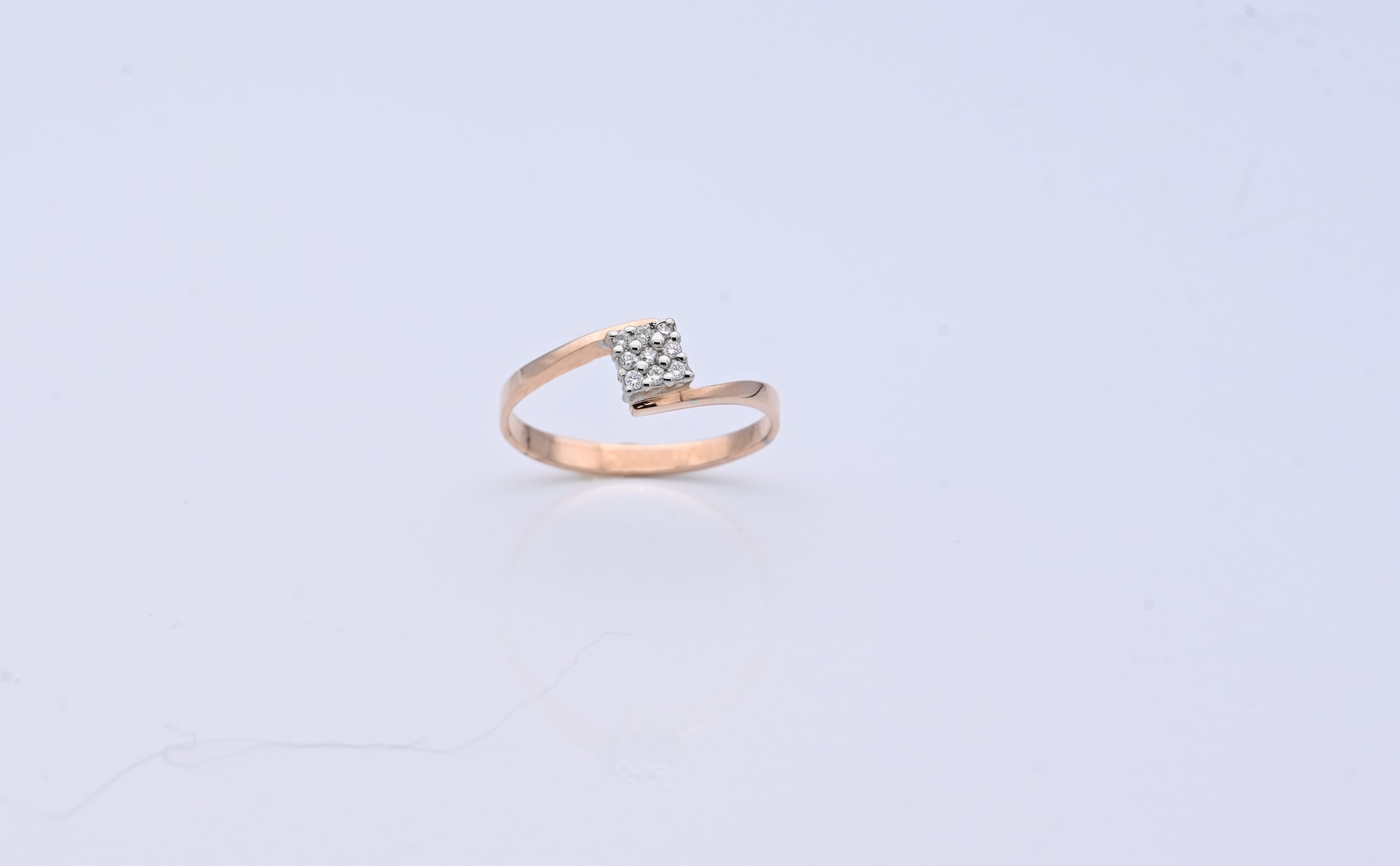 Elegent Diamond Ring