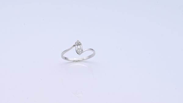 Ravishing Diamond Ring